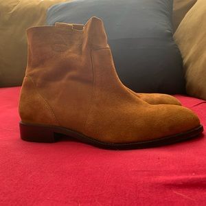 Gently used Lands’ End low heel light brown fashion boot.